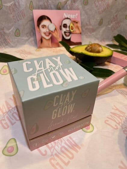 Clay And Glow Avocado Masker verpakking